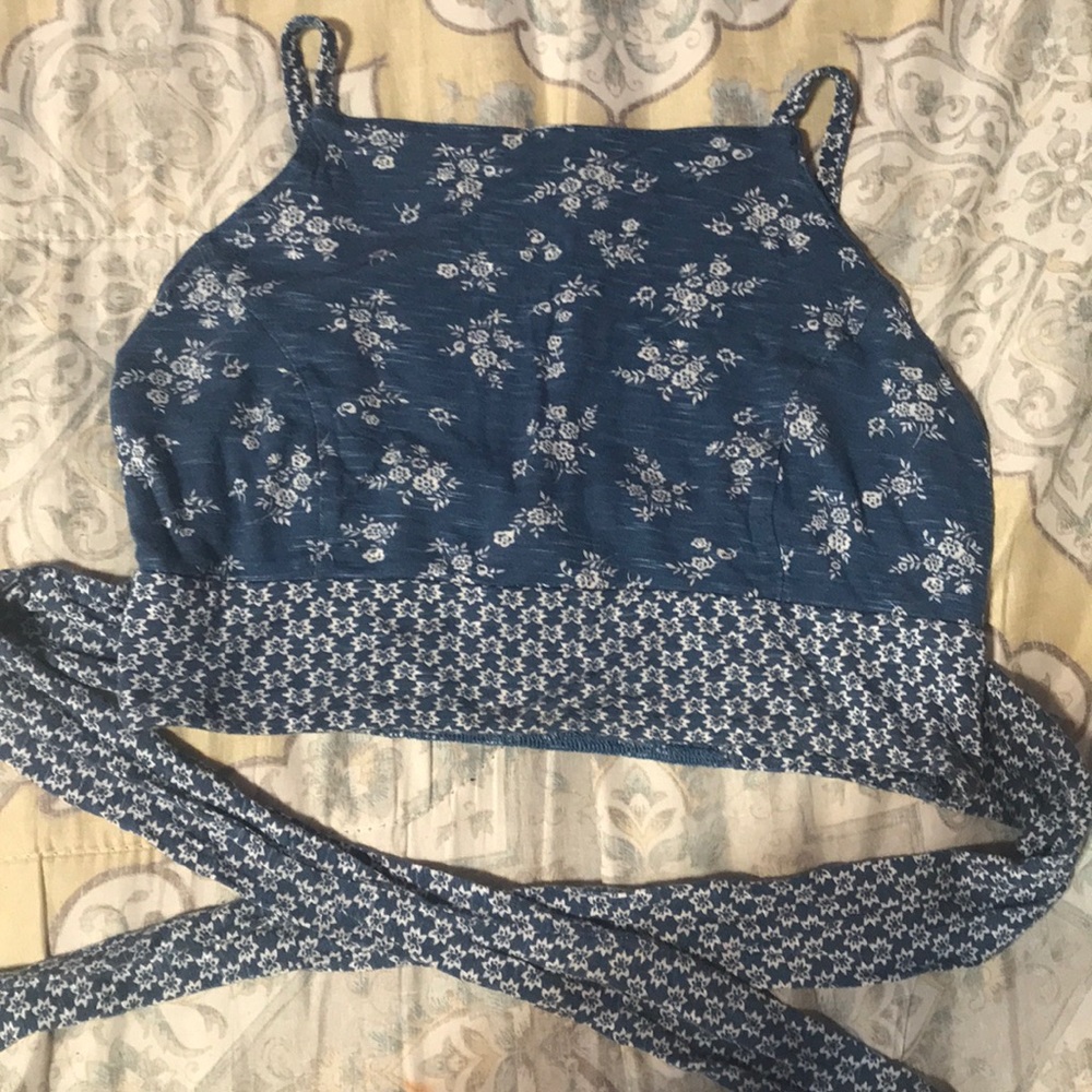 Blue crop top